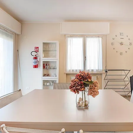 Dimora Paola - - Centro Con Parcheggio- Ac Apartamento Garda (Verona)