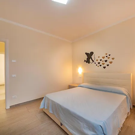 Dimora Paola - - Centro Con Parcheggio- Ac Apartment Garda (Verona)