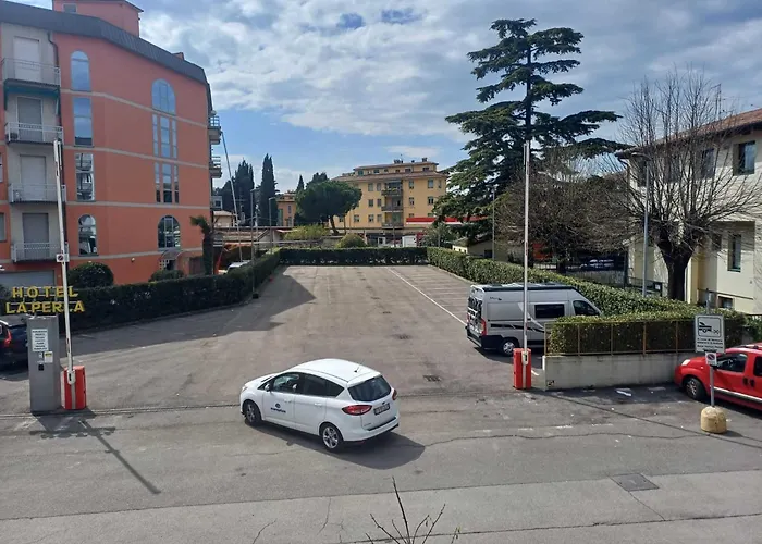 Lejlighed Dimora Paola - - Centro Con Parcheggio- Ac